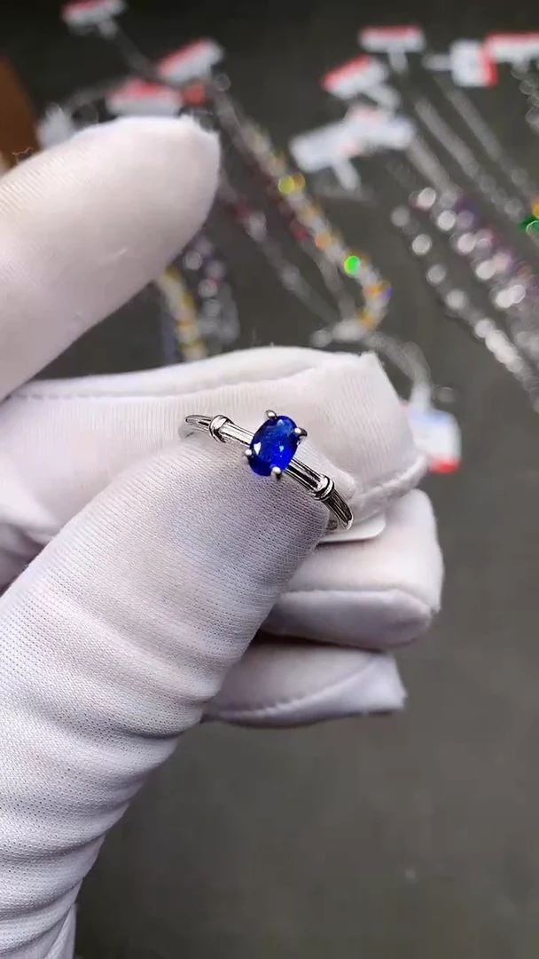 【闪购商品】蓝宝石戒指银S925镶嵌.........