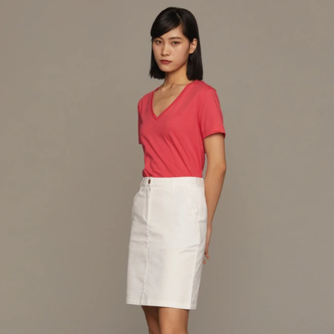 【甘】【好货】夏季女士经典简约气质温柔优雅V字领短袖T恤4200440