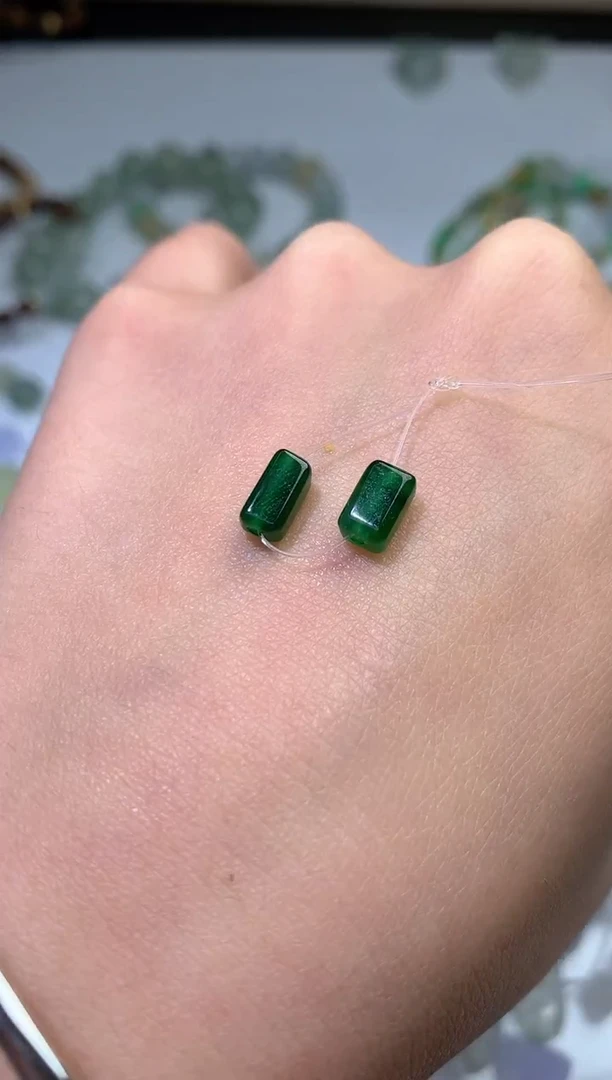 未镶嵌定制翡翠毛货