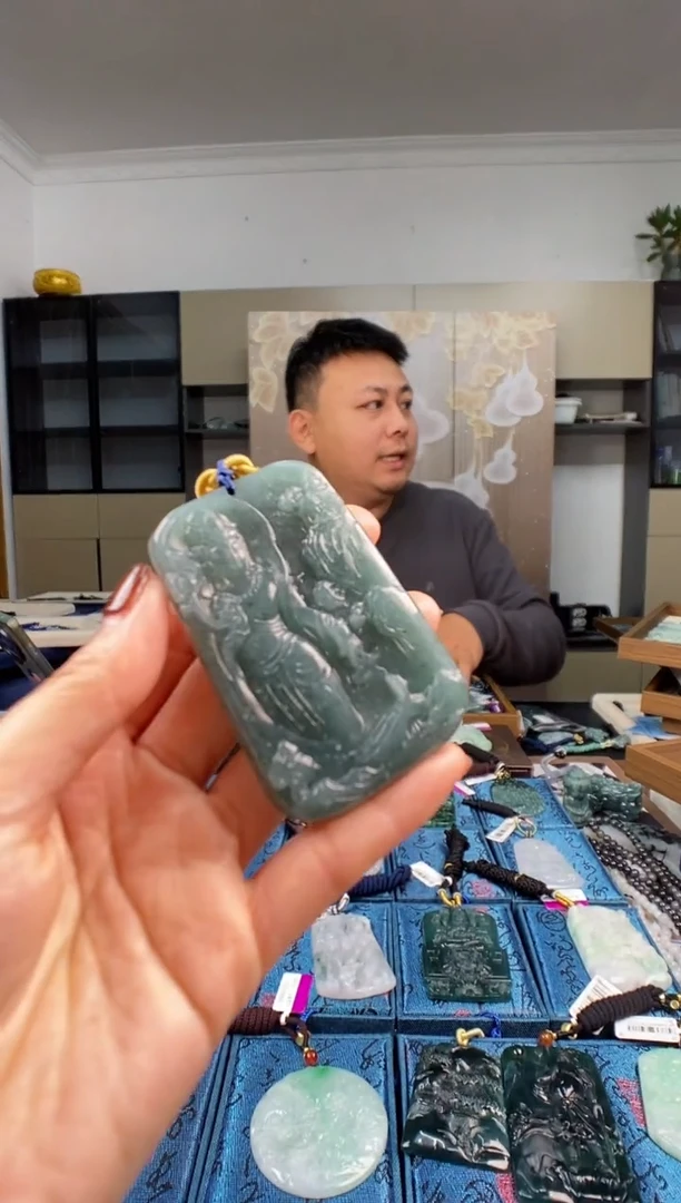 颈饰未镶嵌翡翠多样性发其一