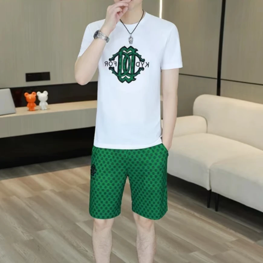 夏季新款男士轻奢高品质时尚潮流修身百搭刺绣休闲短袖短裤套装