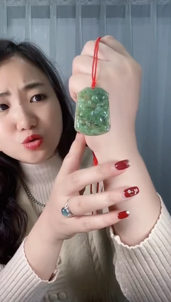 【闪购商品】翡翠颈饰未镶嵌猪00000002