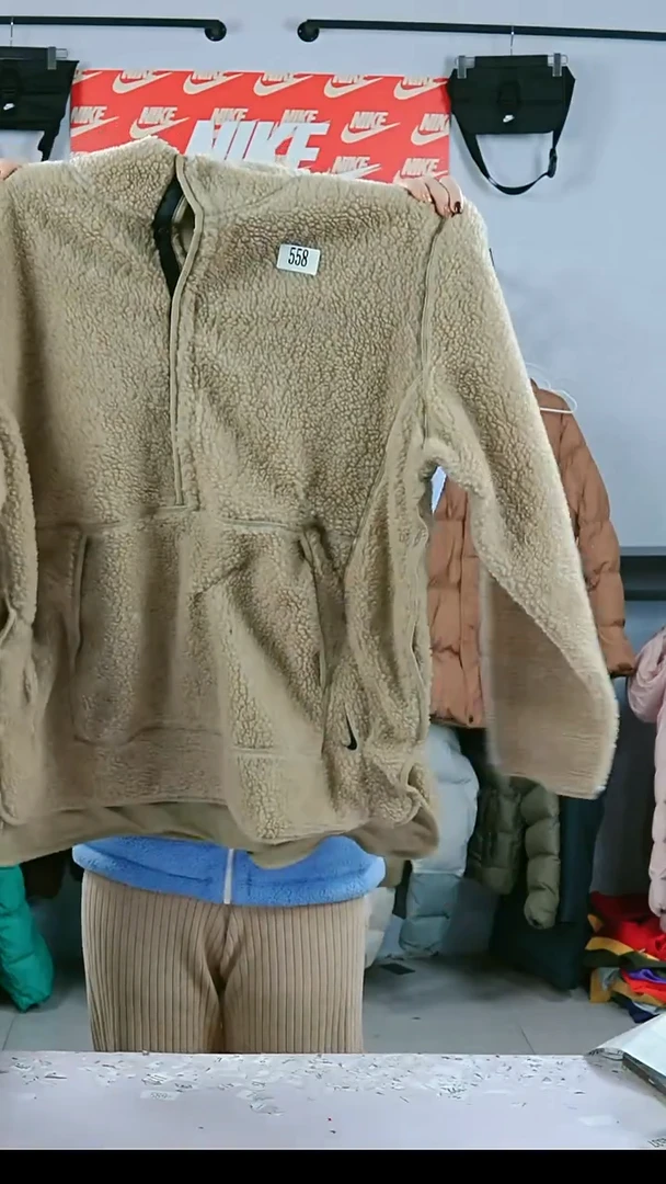 558闪购编码运动衣以直播间过款为准尺码XL