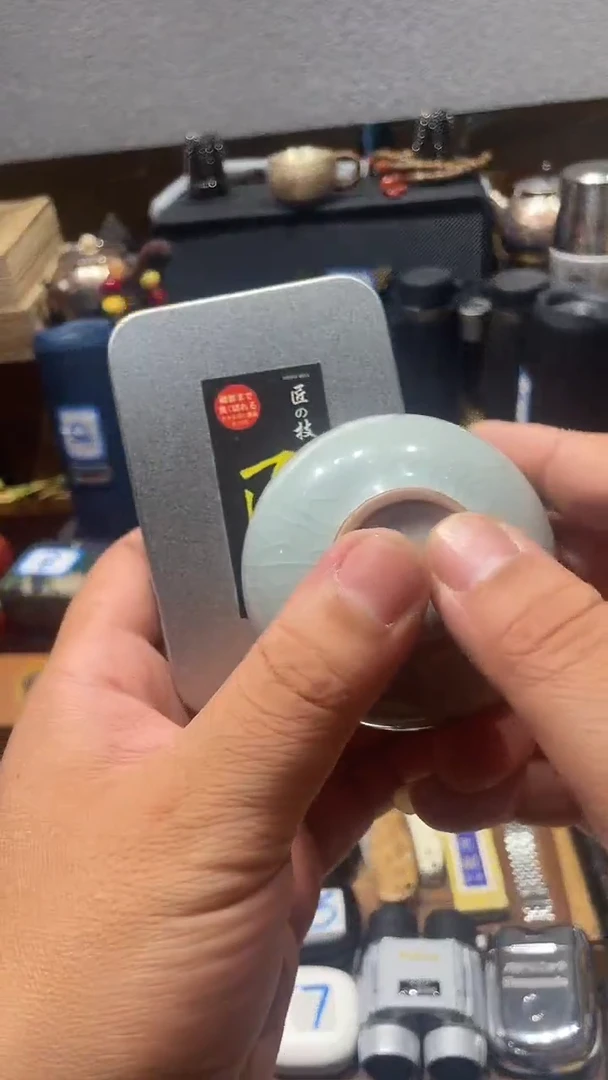 瓷片闪购商品 如图所示