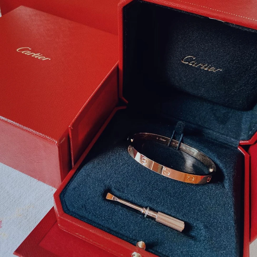 99新 Cartier/卡地亚 -280小花柳 LOVE 宽版手镯 18K玫瑰金 16号