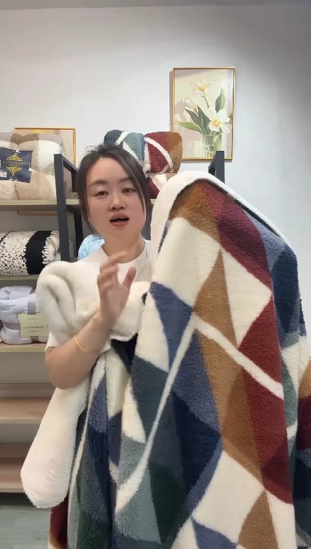 醋酯纤维220*240三角几何