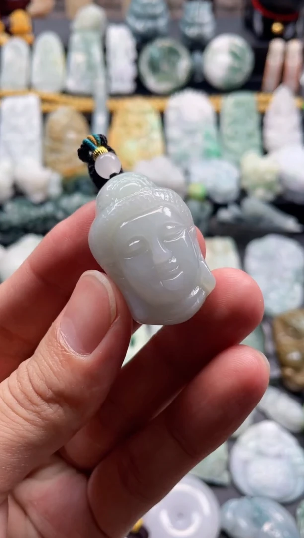 颈饰未镶嵌翡翠30  天然翡翠a货  佛头