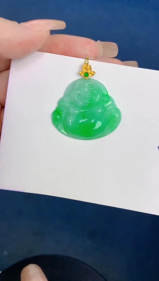 颈饰18K金镶嵌翡翠缅甸天然翡翠A货