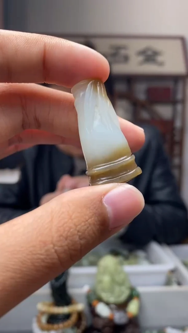 【闪购商品】和田玉挂件未镶嵌75