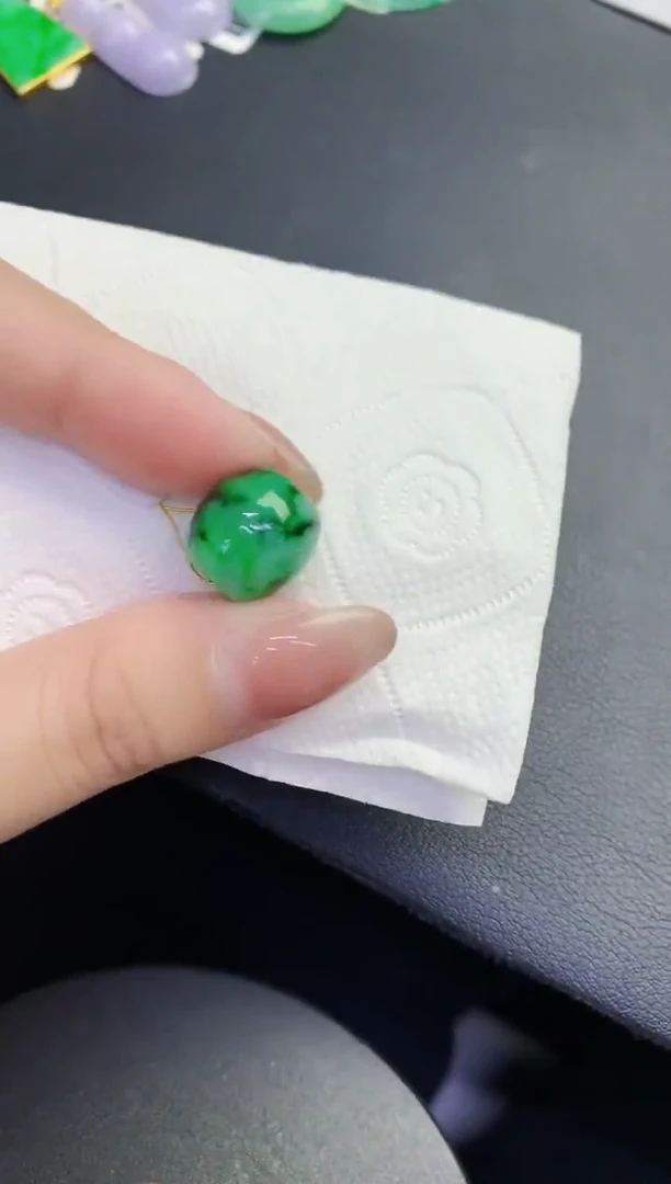 颈饰未镶嵌翡翠缅甸天然翡翠A货