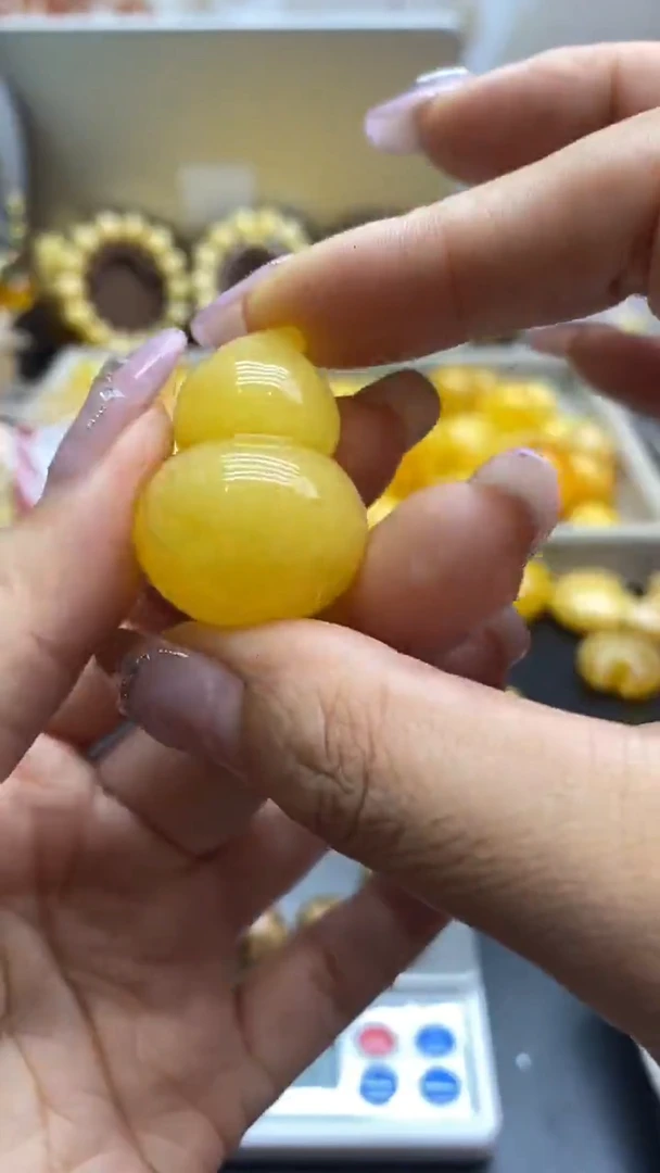 琥珀未镶嵌珠宝奇石2831