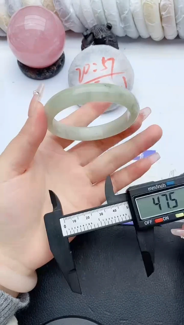 【闪购商品】石英质玉手镯未镶嵌92+56/57