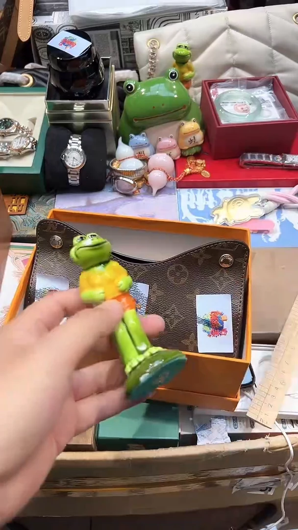 .全球寻宝高端瓷儿