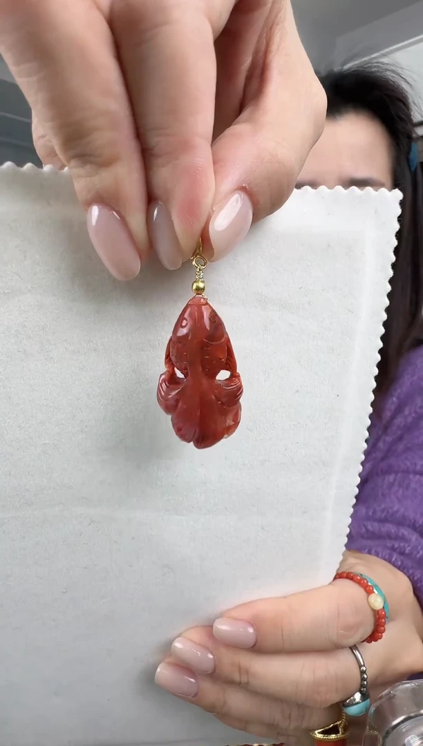 吊坠(赠链)未镶嵌南红玛瑙精美的吊坠