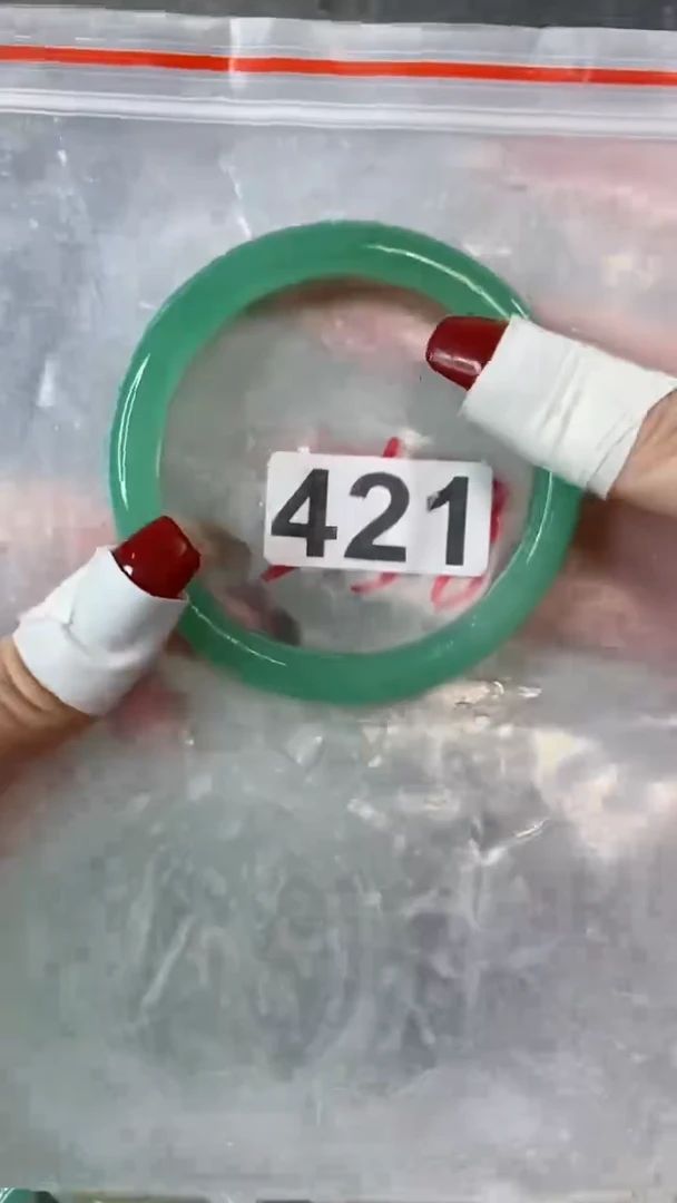 【闪购商品】石英质玉手镯未镶嵌6263+421