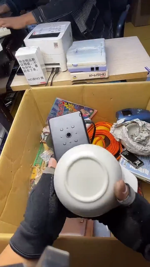 T****9二手商品不退不换