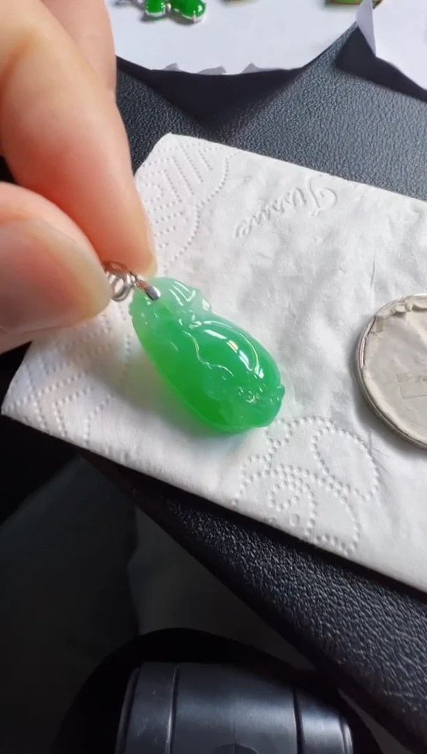 吊坠(不含链)18K金镶嵌翡翠1980