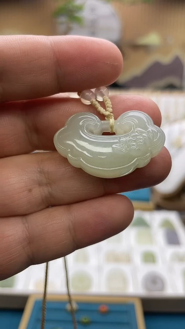 吊坠(不含链)未镶嵌和田玉约卡35mm平安锁