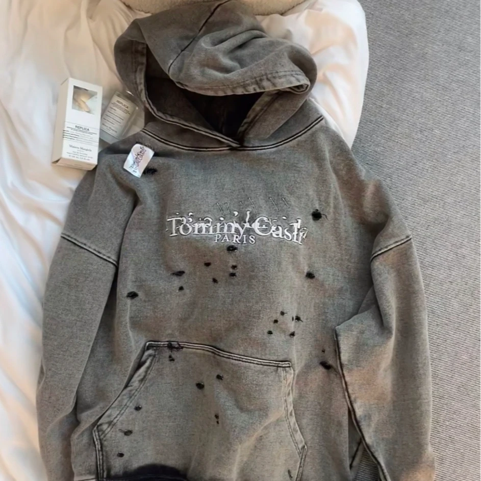 全新未使用 Maison Margiela/梅森马吉拉 Tommy Cash新款卫衣