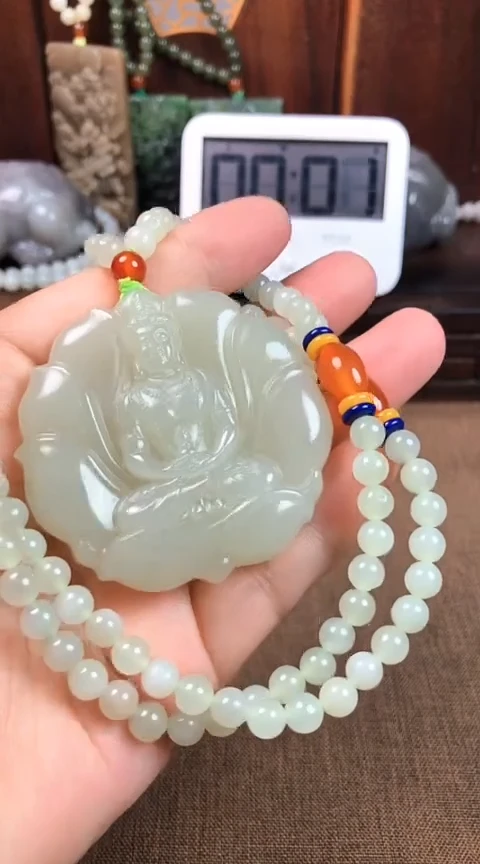 和田玉未镶嵌颈饰倚****涯倚马仗剑走天涯王