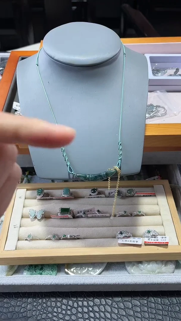 颈饰未镶嵌翡翠翡翠玉衡锁骨链