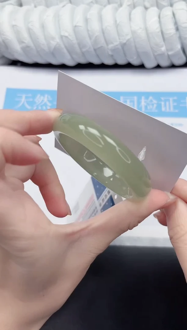 未镶嵌手镯石英质玉80-54.5D