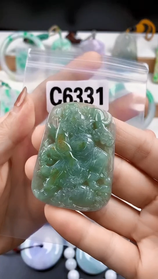 颈饰未镶嵌翡翠天然翡翠吊坠挂件