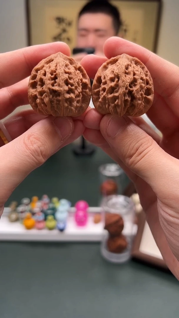 把件文玩核桃35-36mm左右 十渡野对 1对（随机发）