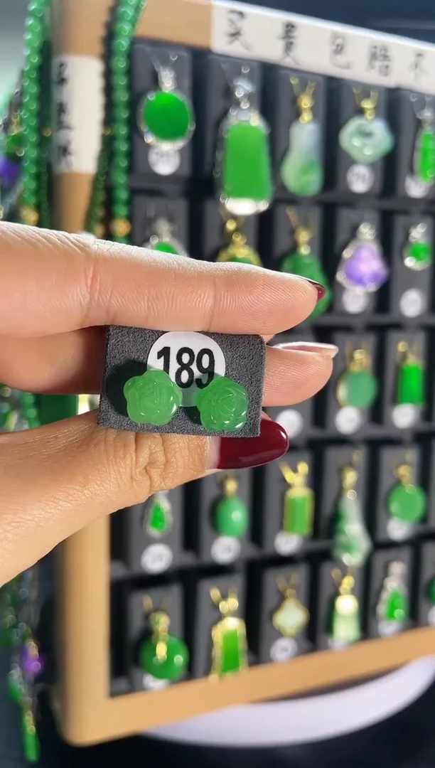 【闪购商品】翡翠耳饰银S925镶嵌189...