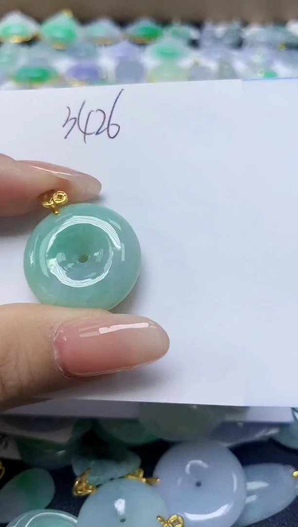 翡翠未镶嵌颈饰天然缅甸翡翠A货