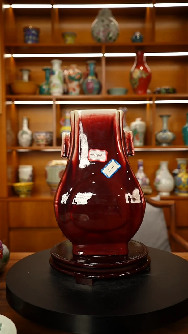 其他瓷仿古瓷   仿钧瓷贯耳尊一只