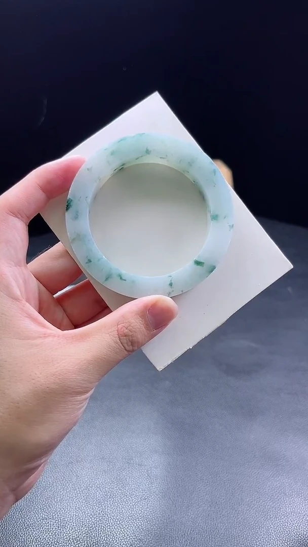 未镶嵌手镯定制翡翠C*卡定制