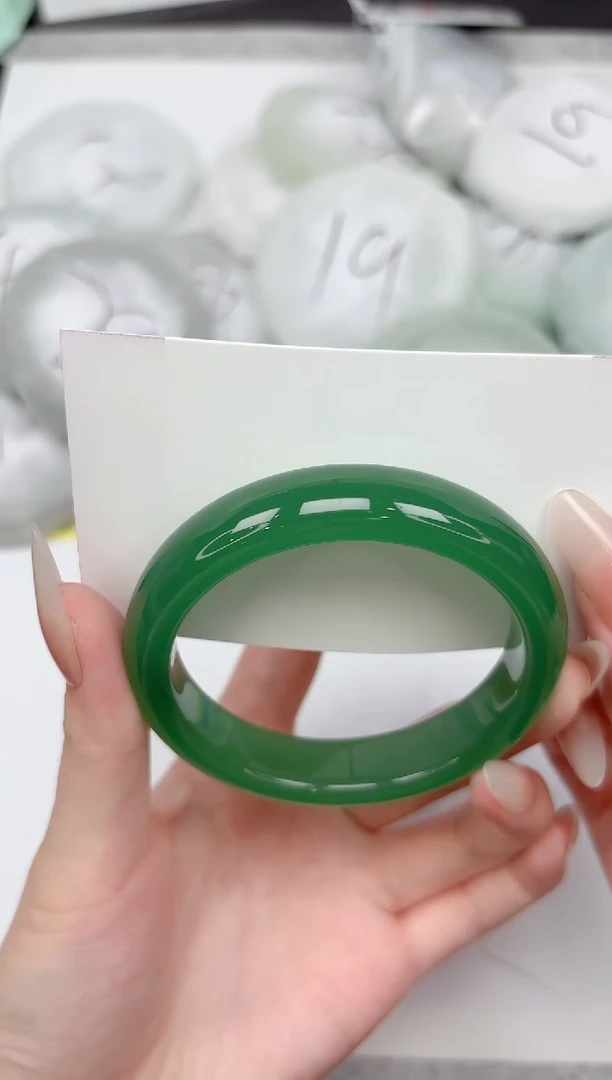 未镶嵌手镯石英质玉198-58.2