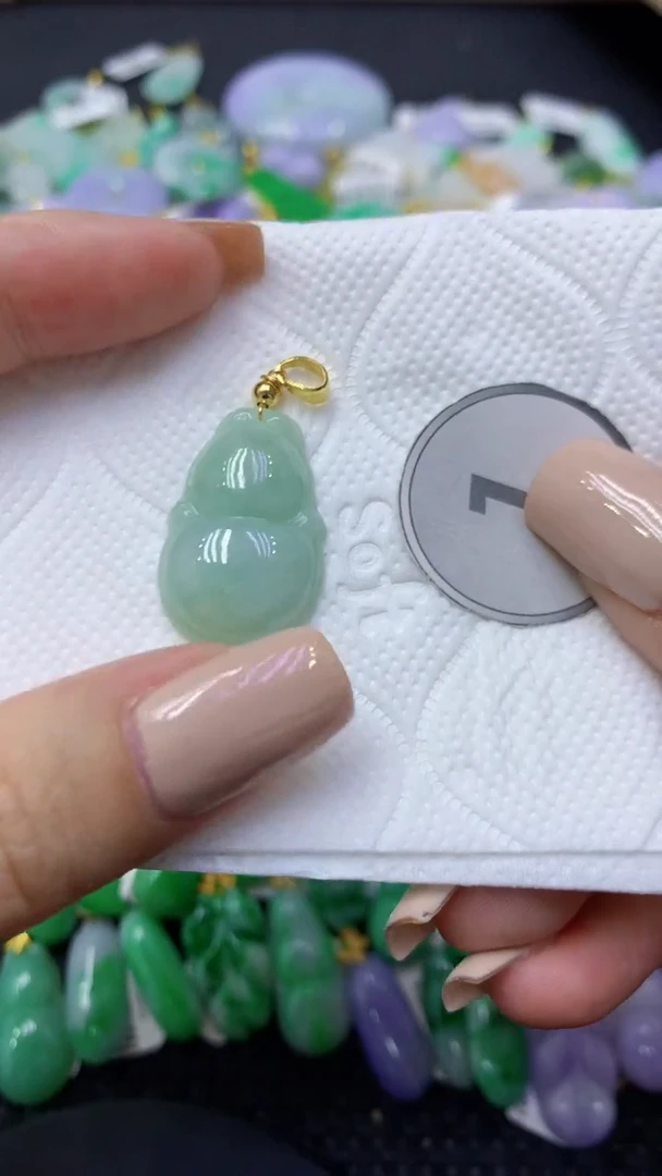 颈饰未镶嵌翡翠天然缅甸翡翠A货