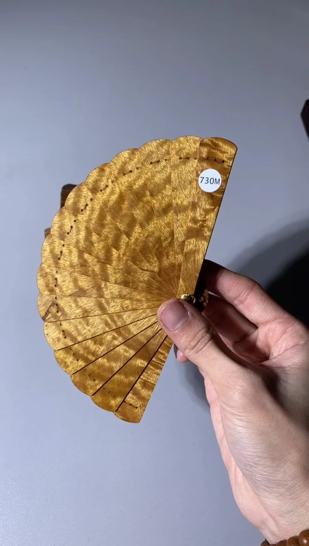 【闪购商品】金丝楠730号10cm金丝楠木小叶桢楠掌中扇