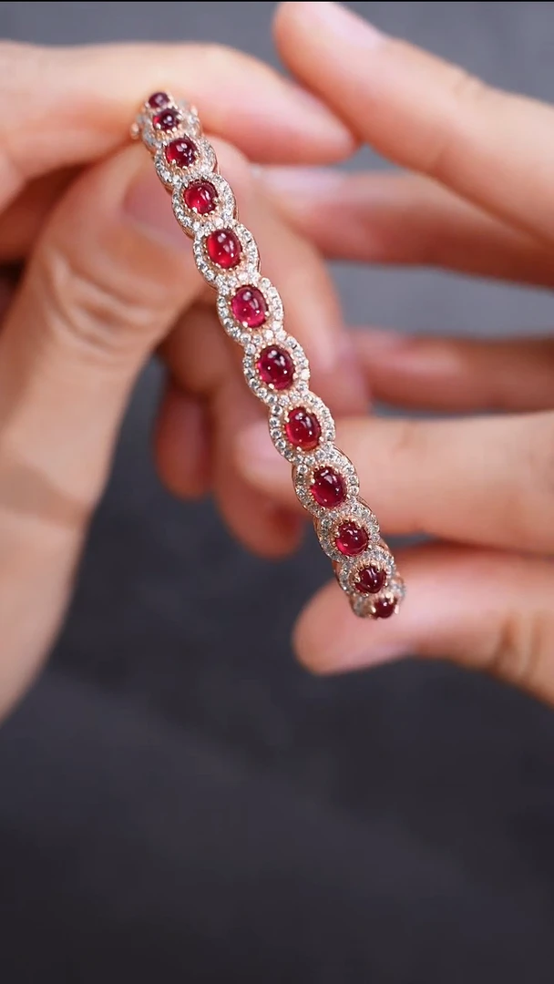 手镯银S925镶嵌红宝石手镯