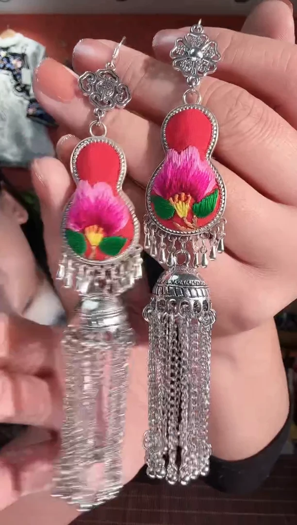 织绣手工苗绣刺绣首饰121