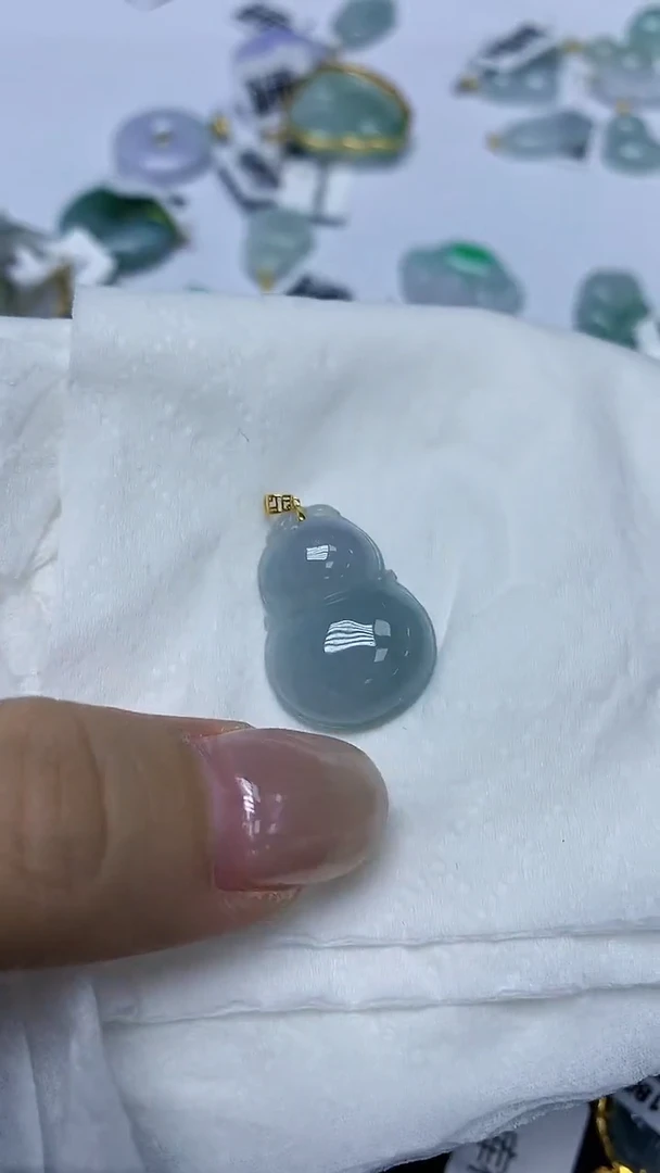 翡翠18K金镶嵌颈饰天然缅甸翡翠A货