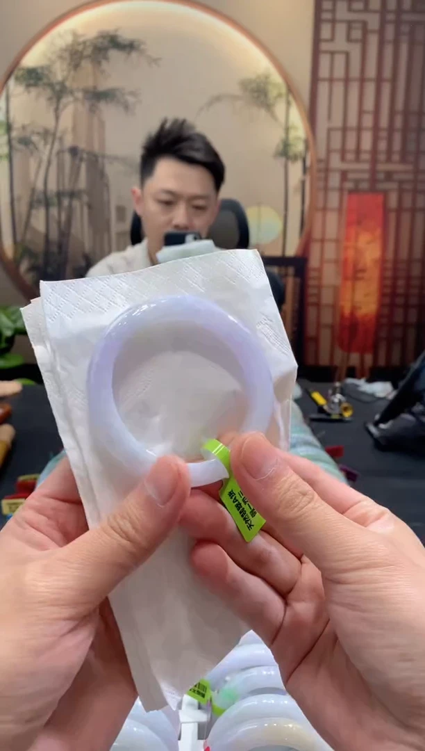 未镶嵌手镯翡翠000058237