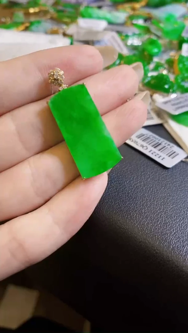 【闪购商品】定制翡翠18K金镶嵌无事牌