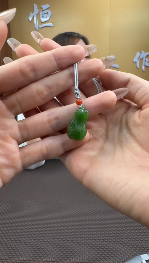 【闪购商品】和田玉挂件未镶嵌多样性，发一