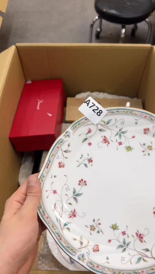 ?****猫728中古商品，谨慎参拍