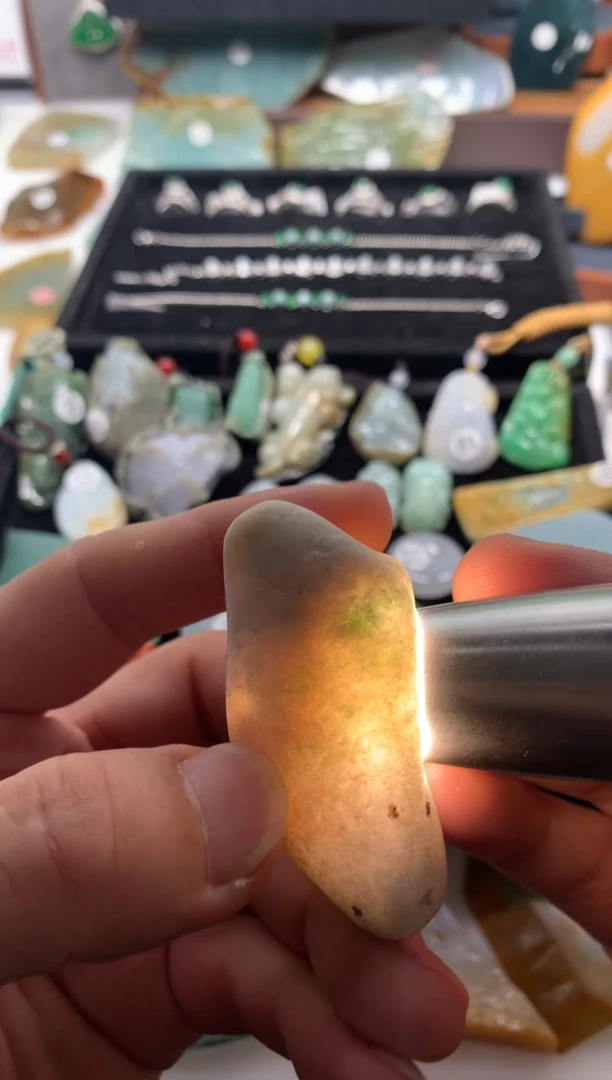 未镶嵌挂件翡翠翡翠