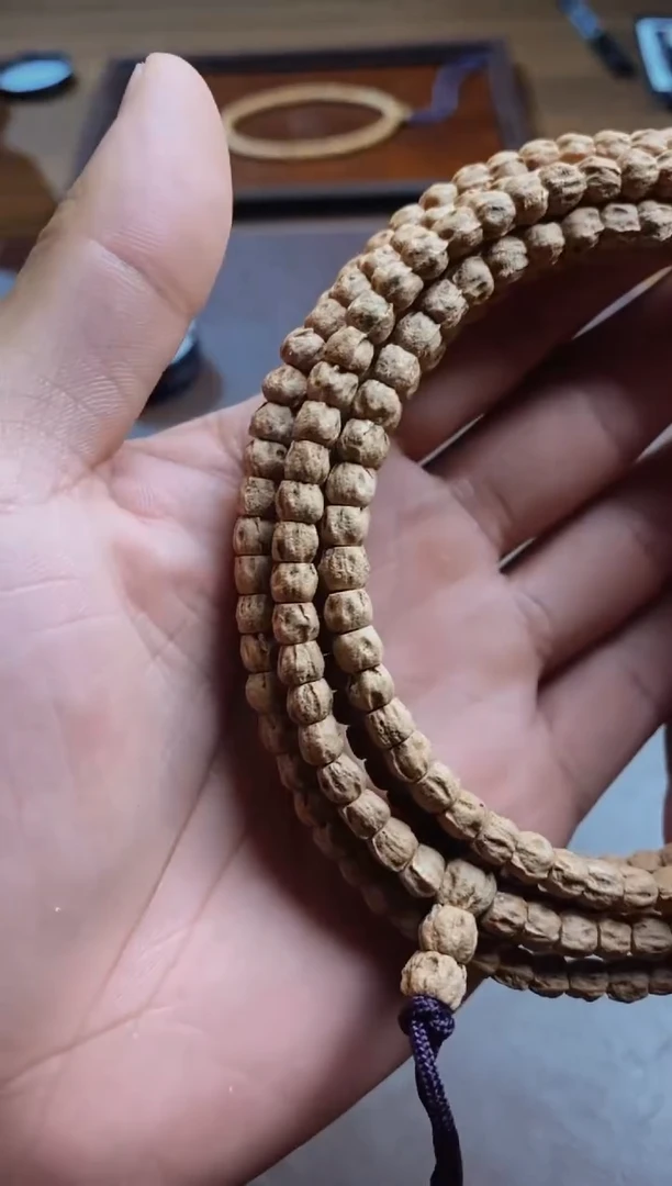 柏香籽/百香籽手串A01【麻皮方块顺】