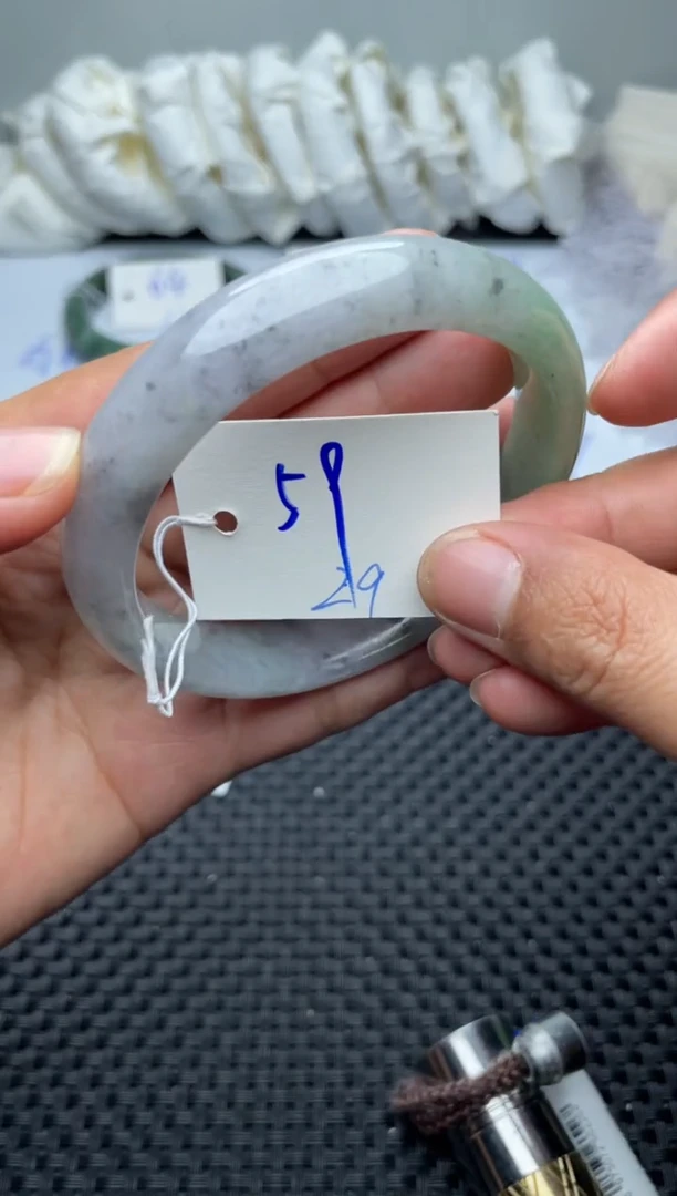 未镶嵌手镯翡翠29