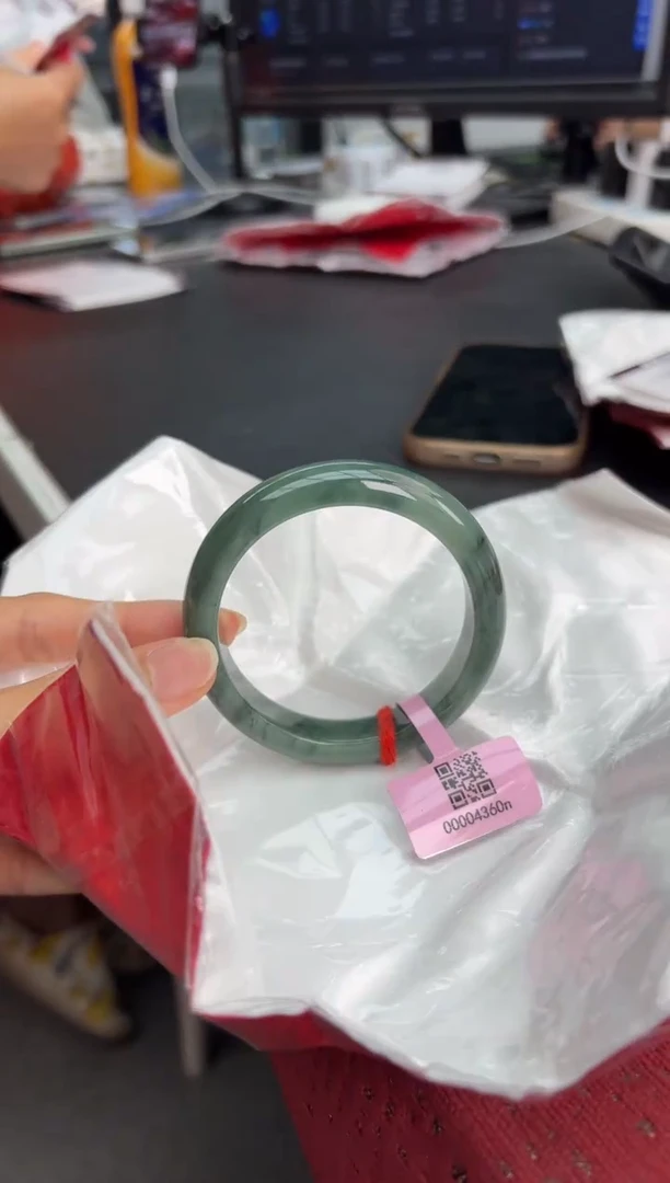 未镶嵌手镯翡翠翡翠手镯11