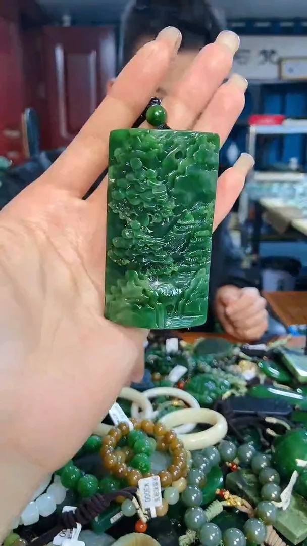 未镶嵌和田玉挂件1