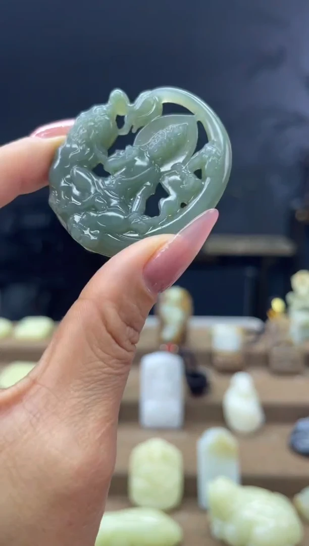 颈饰未镶嵌和田玉1