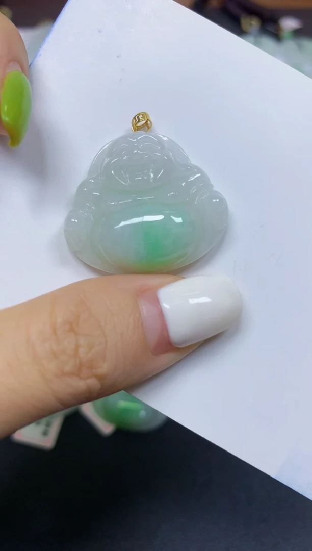 翡翠18K金镶嵌颈饰天然翡翠A货