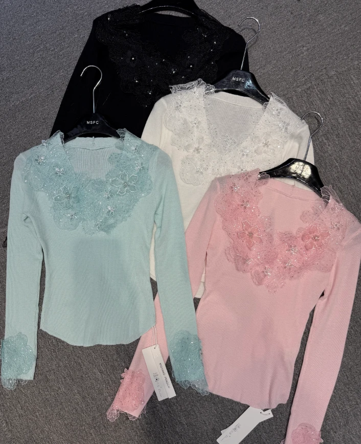 淑雅阁服饰  薄款百搭针织衫拼接花朵上衣女针织8583